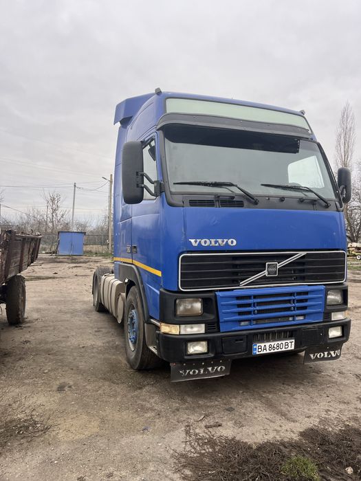 Продам тягач вольво