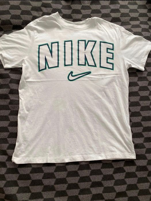 T-shirt Nike damski