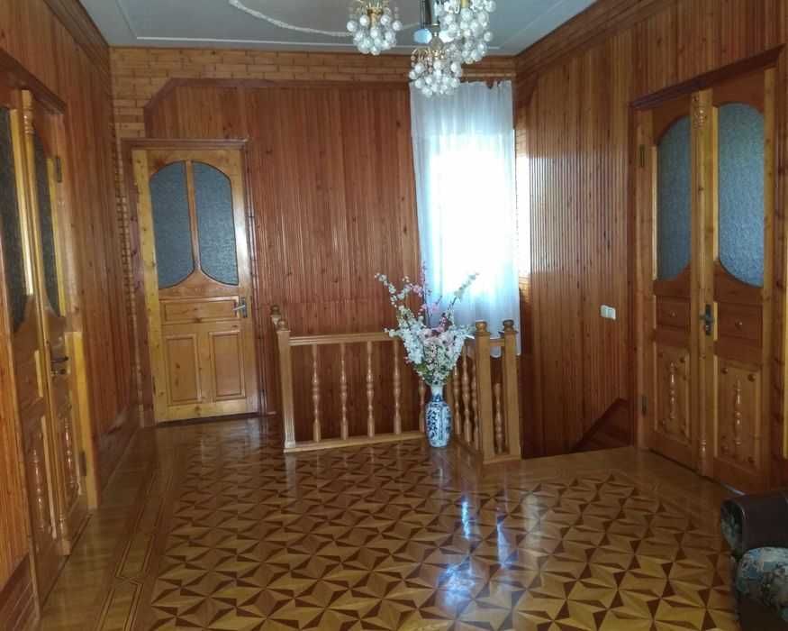 Сдаю комнаты в своем доме недалеко от моря (Аркадия) посуточно. Компаниям от 4 человек скидки, парковка во дворе бесплатно