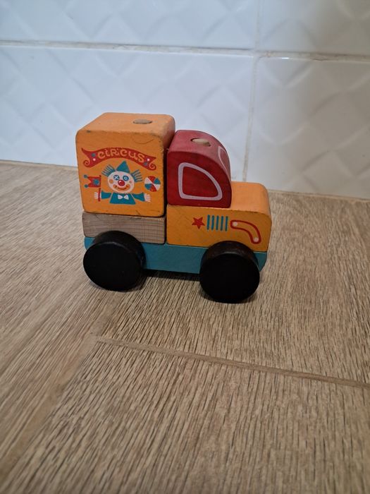 Cubika Дерев'яна Машинка Мандруючий цирк