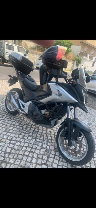 Vendo nc 750 mota exelente