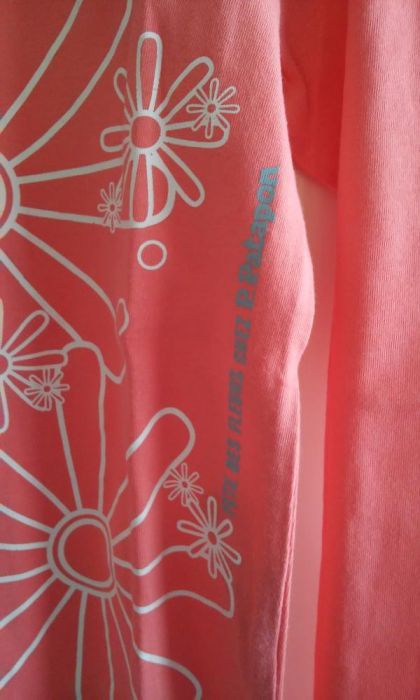 Conjunto blusa Petit Patapon e calção Zara