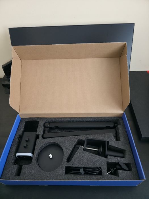 Fifine TAM8 microphone