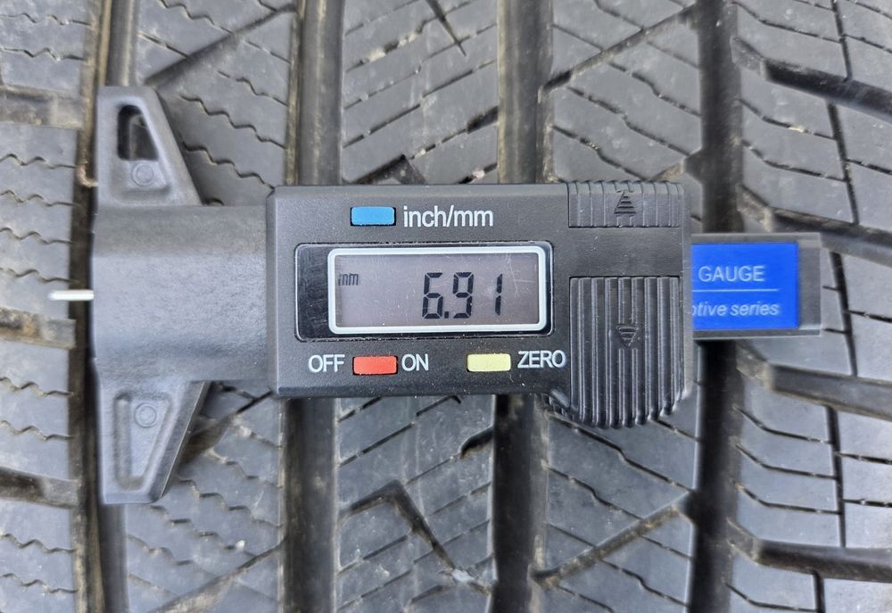 Felgi opony caloroczne Hyundai Kona I40 7x17 ET50 5x114,3
