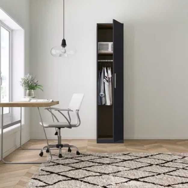 Nowoczesna szafka słupek w kolorze czarnym