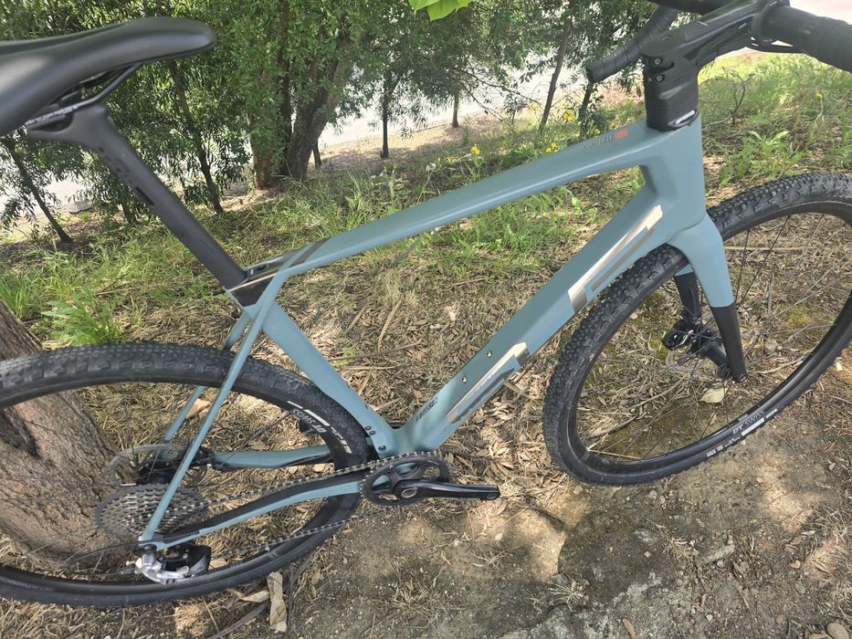 Bicicleta carbono de gravel m 11x1v