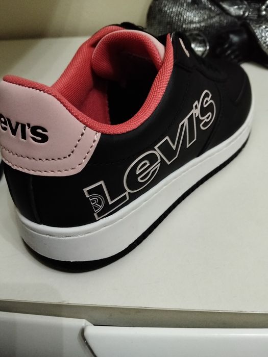 Ténis Levis mulher original