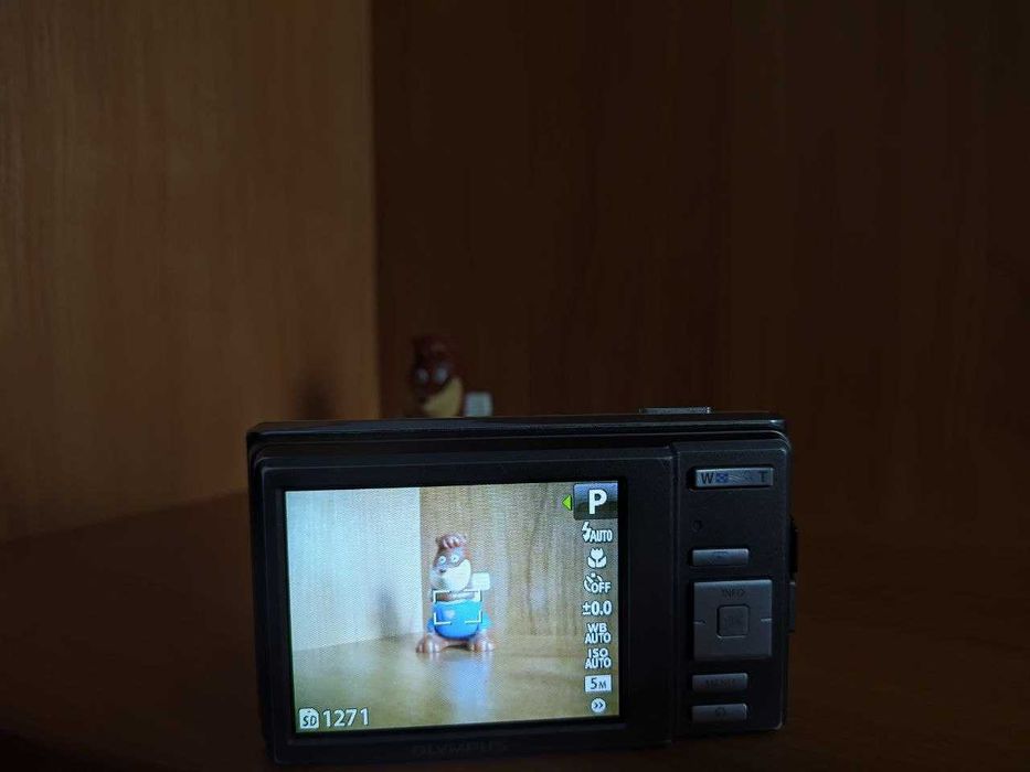 Цифровая винтажная мыльница Olympus FE-4040