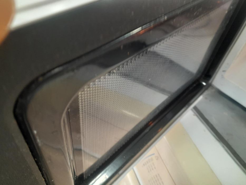 Microondas marca teka com griil 
35