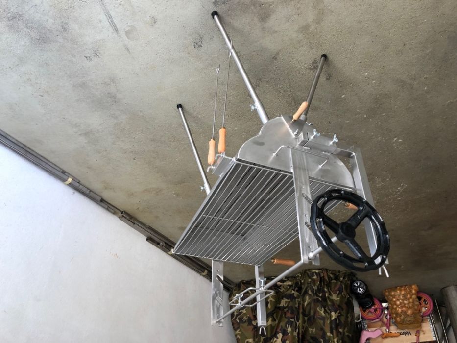 Churrasqueira INOX para fevras e pernil