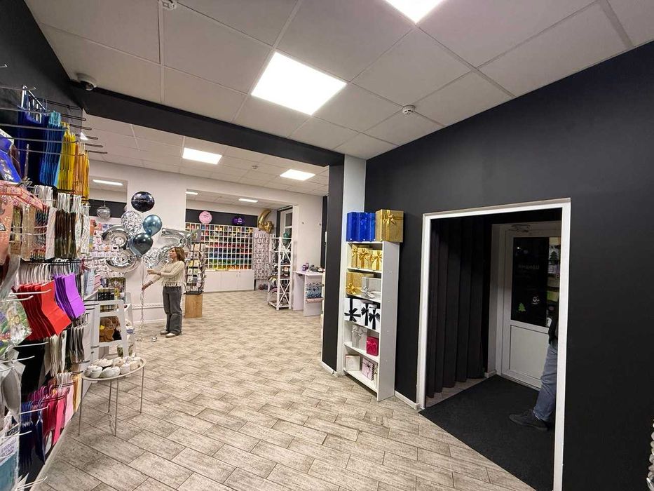 ЦЕНТР, з орендарем, приміщення 81 кв.м, вул.Полтавська 10