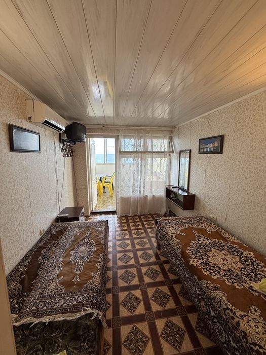 Сдается 3 этажный курень на берегу Чёрного моря г. Черноморск