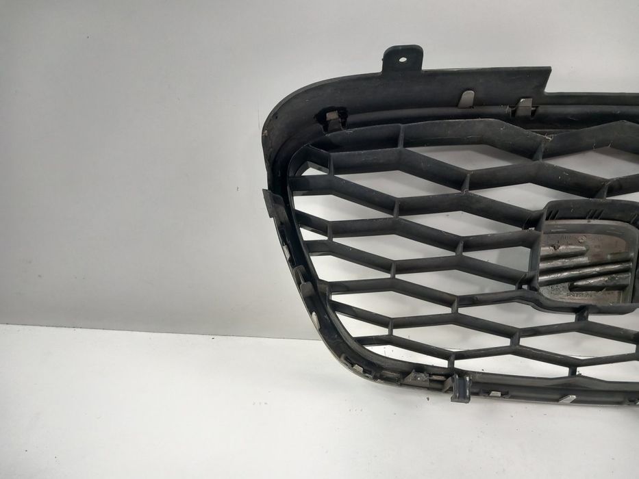 Seat Leon Fr Ii Lift Atrapa Grill 1P0853654B