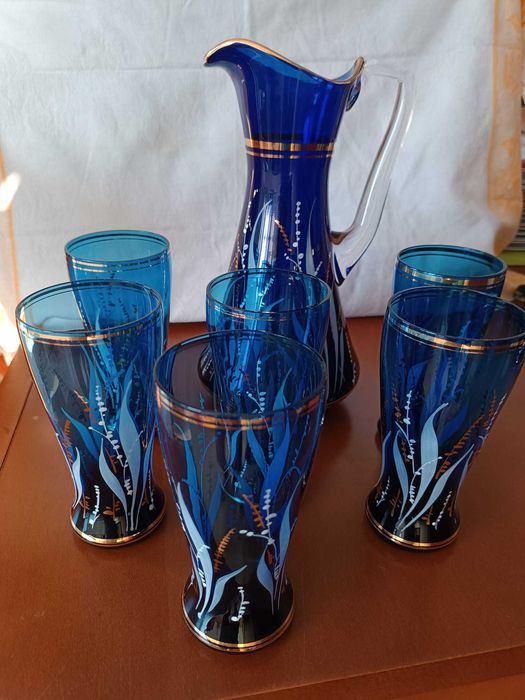 Conjunto completo (jarro + 6 copos)
