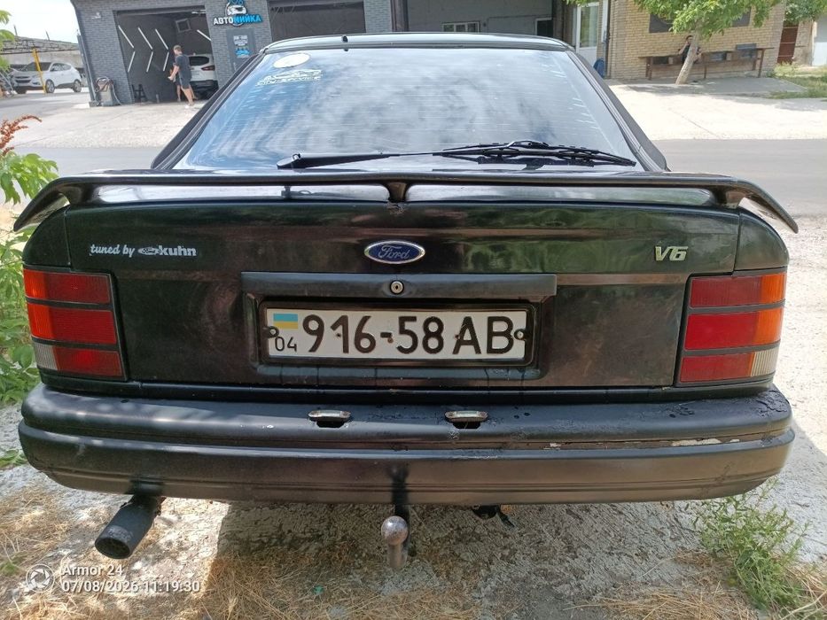 Ford      skorpio