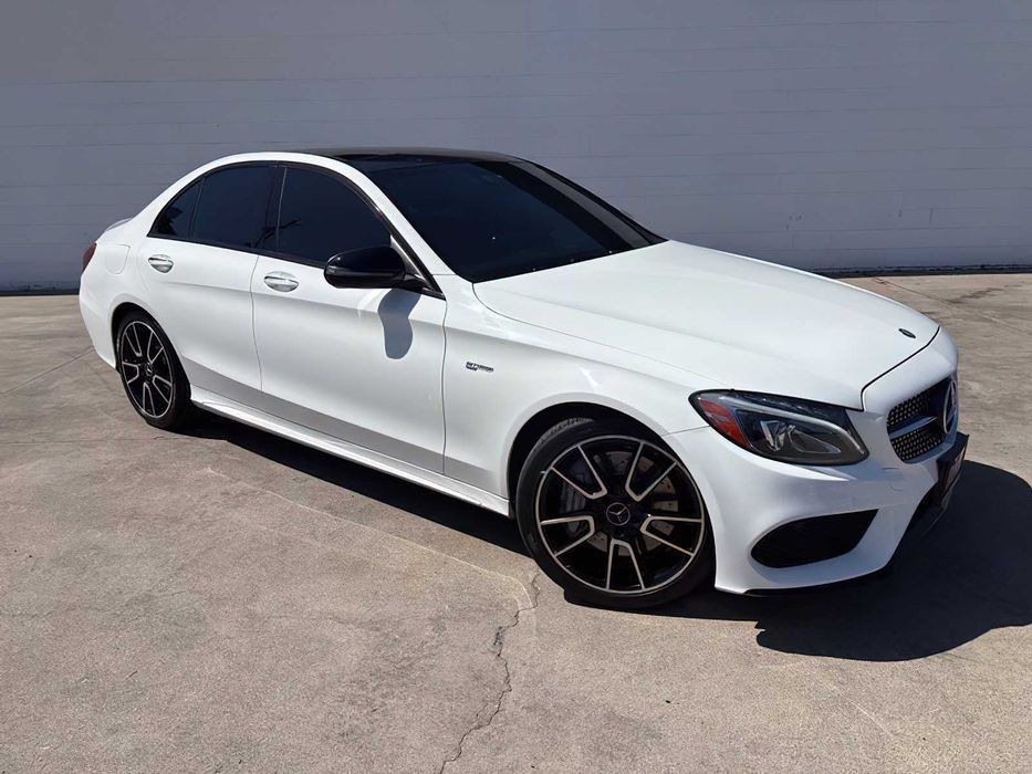 Mercedes-Benz C-Class      2017