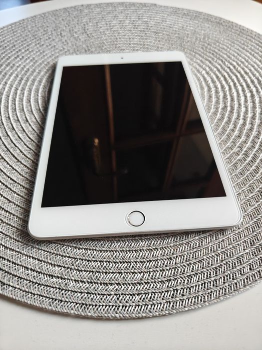 ipad mini 5 64 - купити планшети - Ціна на OLX.ua