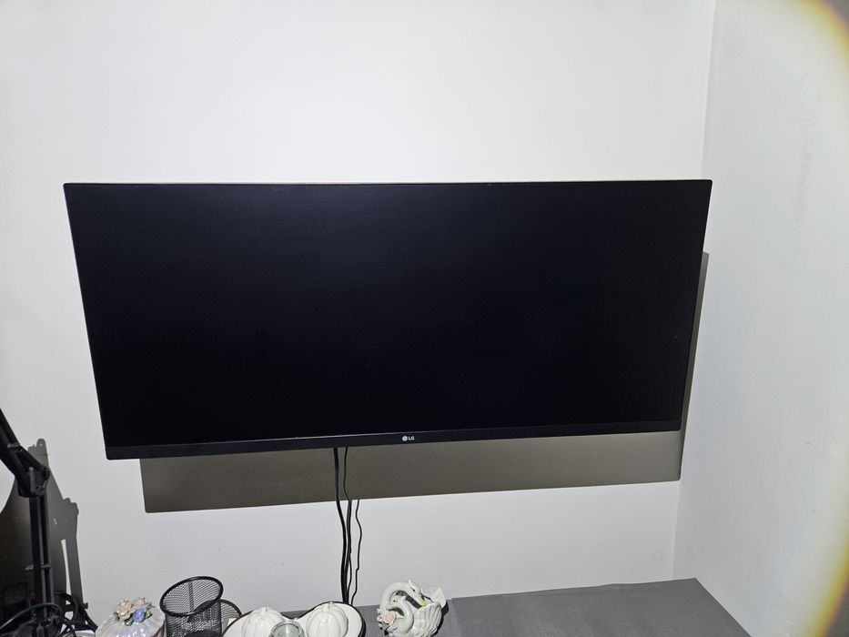 Monitor lg 34 model 34 wl50s-C