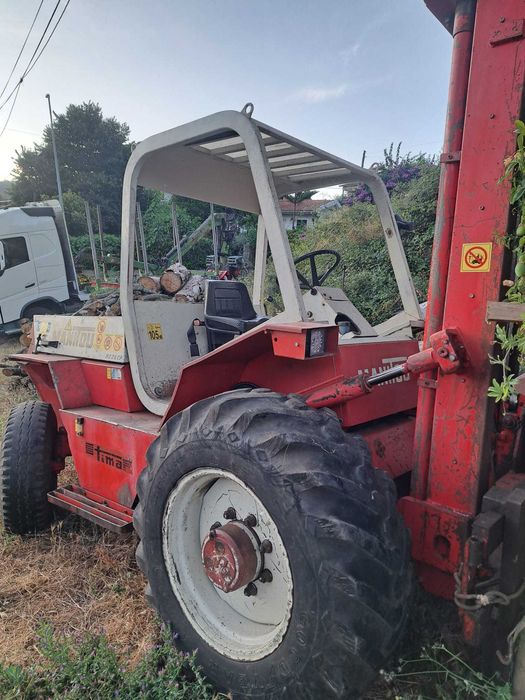 Empilhador MANITOU