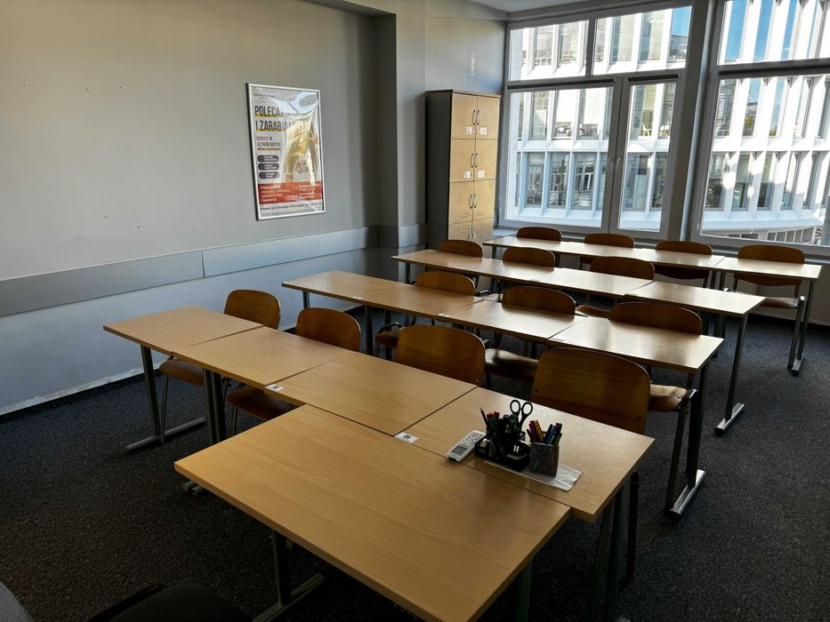 Wynajem sal konferencyjnych || ProfiLingua Poznań
