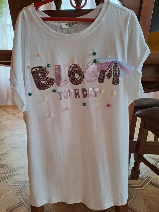 Футболка Жіноча!