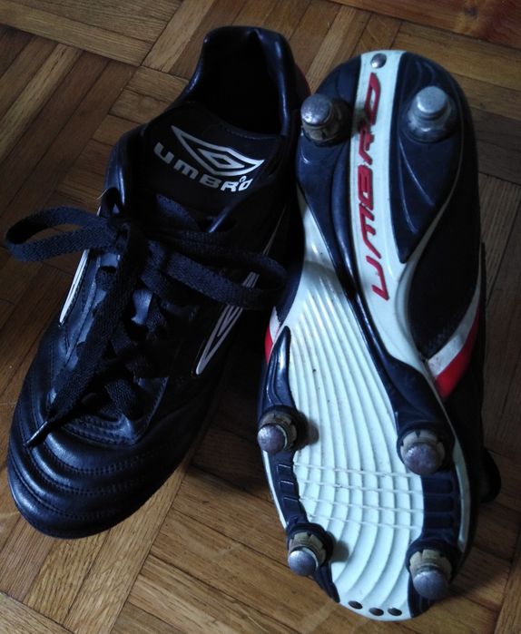 UMBRO - korki r:35,5 ***