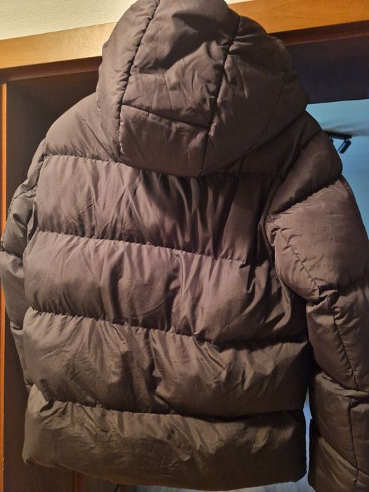 Kurtka czarna  M
ASOS Design

Rodzaj

Kurtka zimowa

Kolor

Czarny