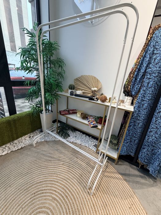 Стійка для одягу підлогова. IKEA