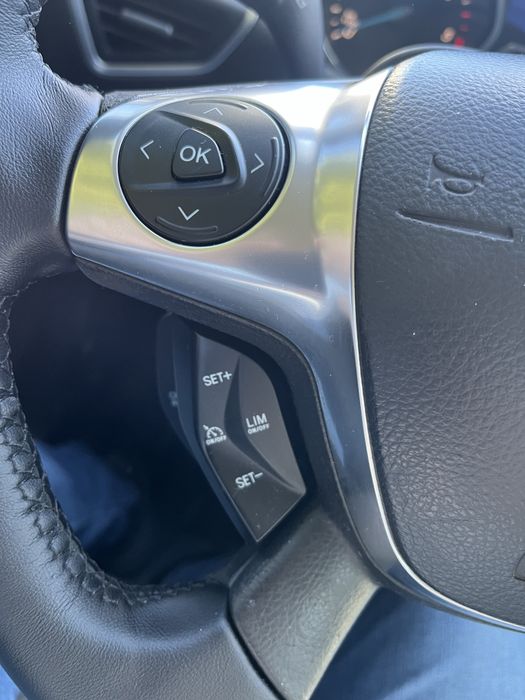 Ford Kuga 2.0 дизель Titanium