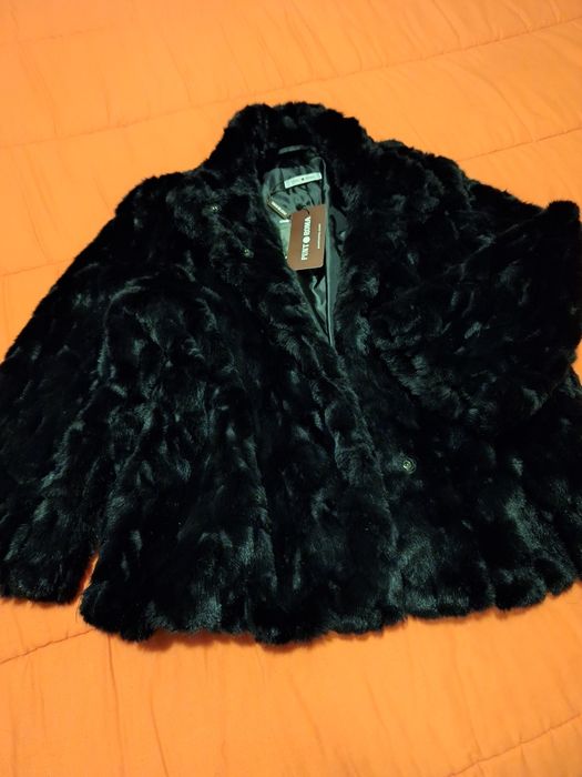 Casaco em pelo preto