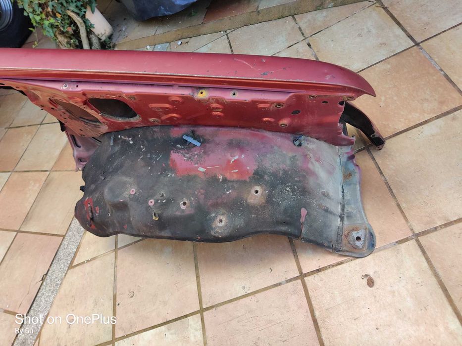 Toyota land cruiser VX capot