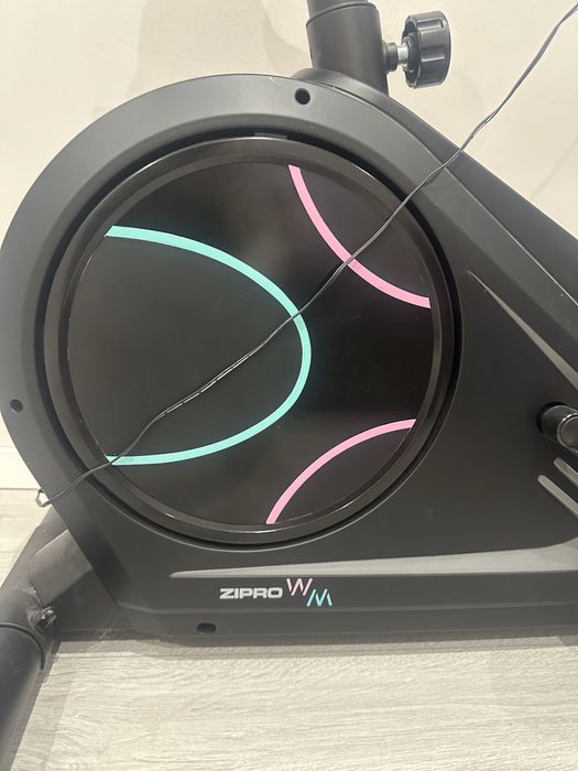 Stacjonarny rower elektryczno-magnetyczny Iconsole+ Flame WM - Zipro