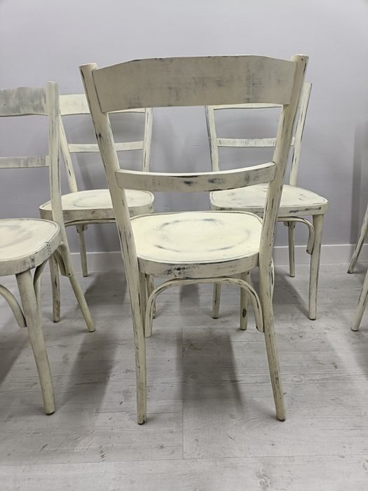 Drewniane krzesła Thonet Fameg decoupage dostępne 7szt