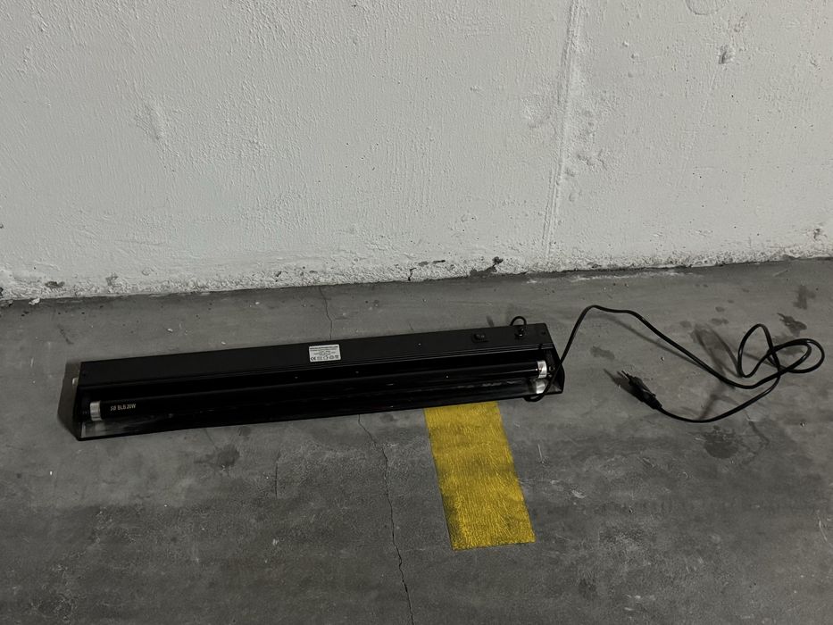 Luz negra roxa para decorar