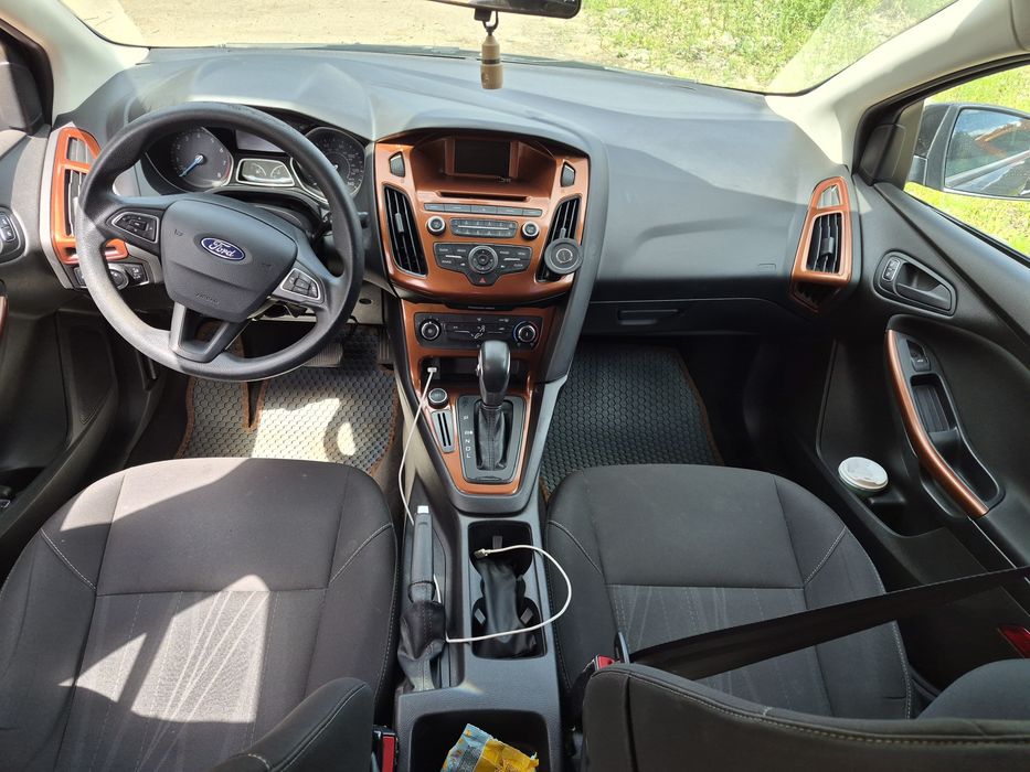 Продам Ford Focus.