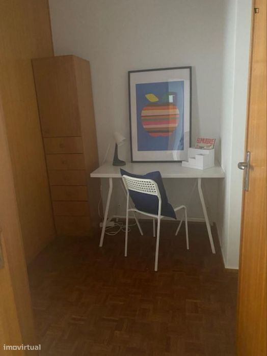 Apartamento com 1 quartos - localizado em Campolide Lisbon