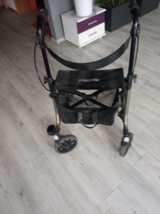 Balkonik do rehabilitacji chodzik