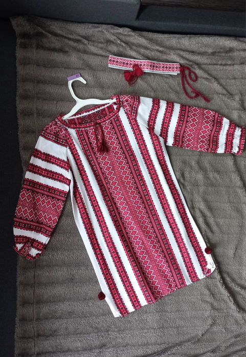 Вишиване платтячко на 3 рочки