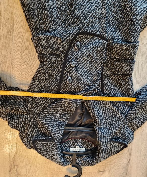 Elegancki plaszcz Bershka