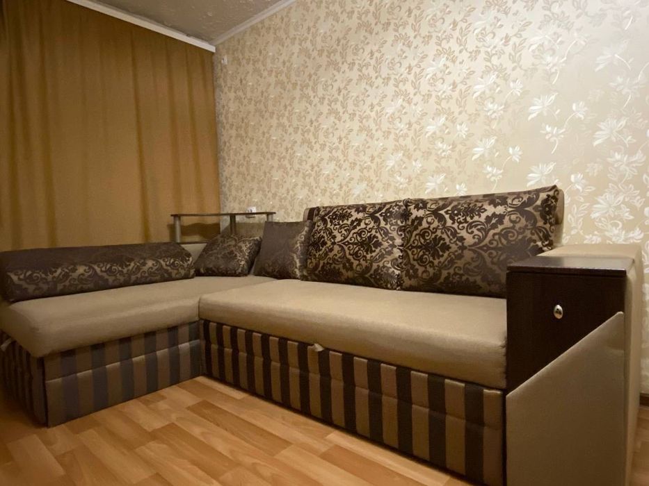 Продам диван с большим спальным местом