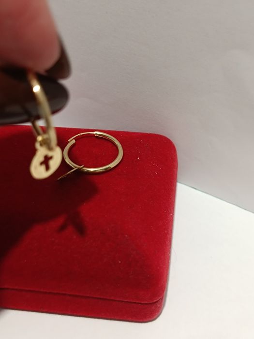 Złote kolczyki koła z krzyżami średnica 1,7cm, złoto próby 585