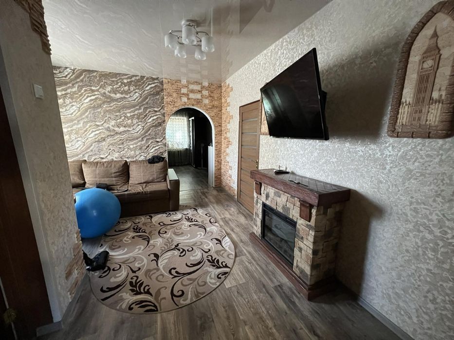 Будинок в смт Кушугум