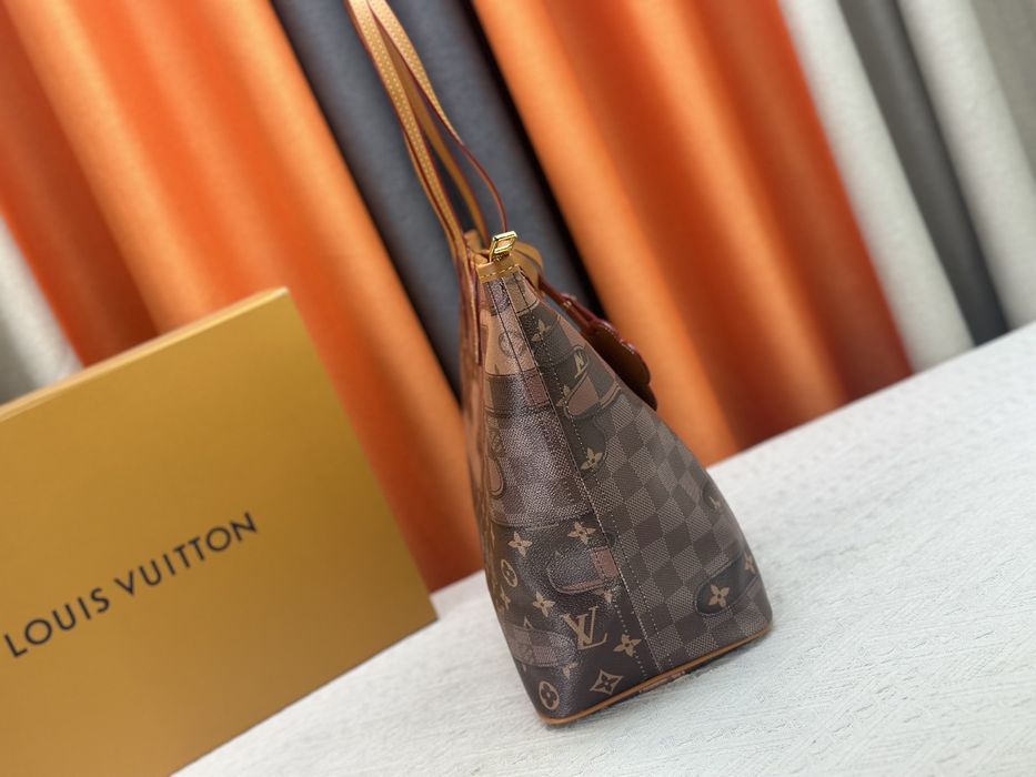 Жіноча сумка LOUIS VUITTON M26174 (60x38x23 см)
