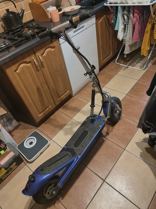 Sprzedam na części lub do skompletowania hulajnogę elektryczną Frugal