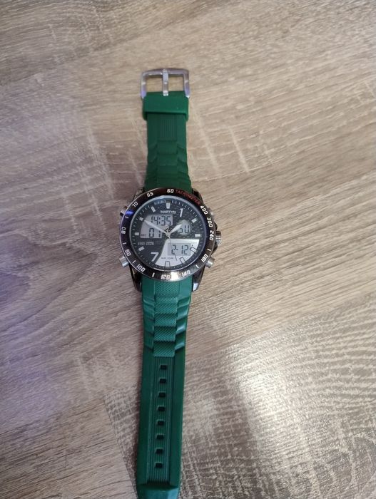 Продам наручные часы MARTYN Line