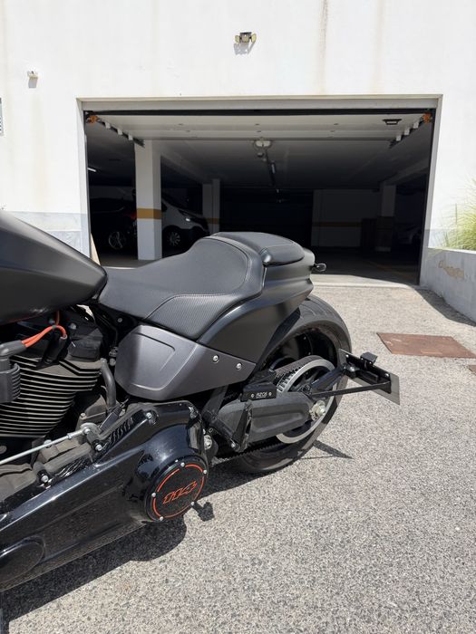 Harley Davidson 114 FXDR de 2020 - 4mil kms