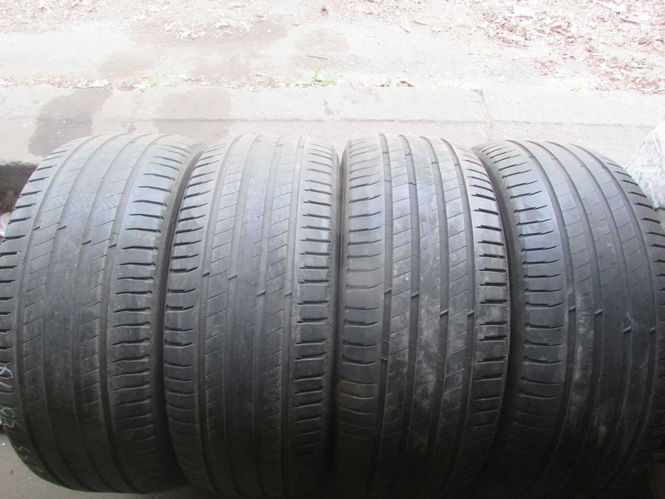 235/50/19 комплект літніх шин Michelin