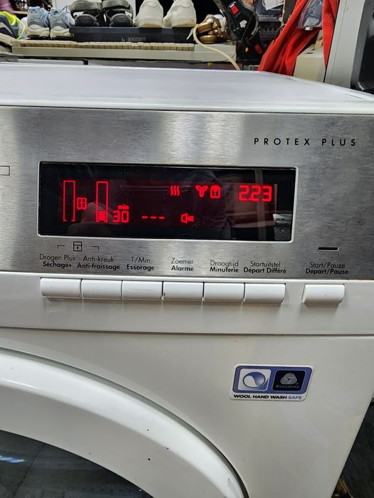 Сушильна машина AEG кг сушка