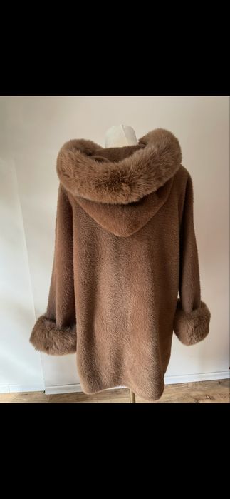 Płaszcz alpaka brązowy futerko