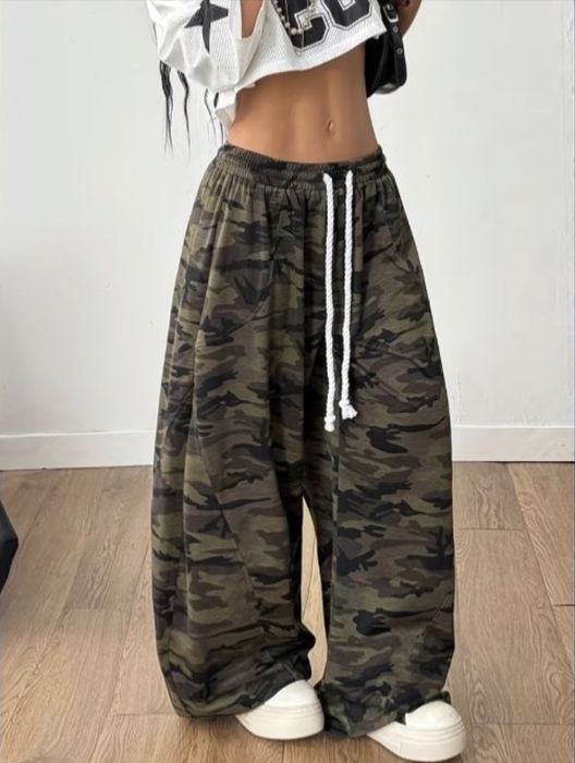baggy pants , green Y2K , Opium , sk8